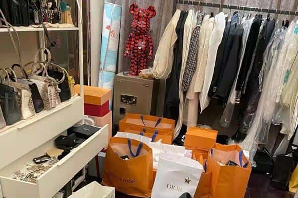 和平区回收一线品牌衣服